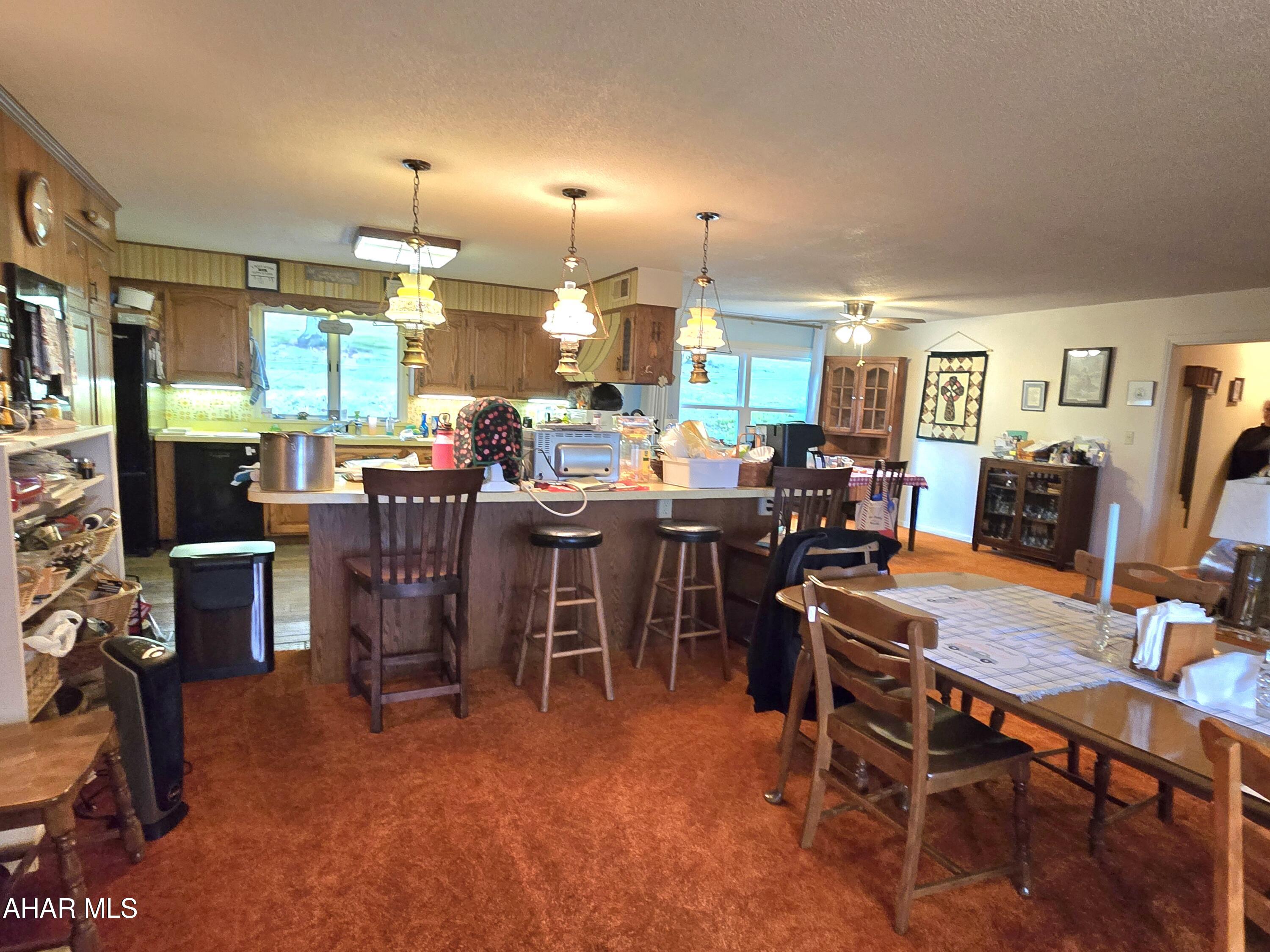 563 Lock Mountain Road Martinsburg, PA 16662 - Photo 5 of 27