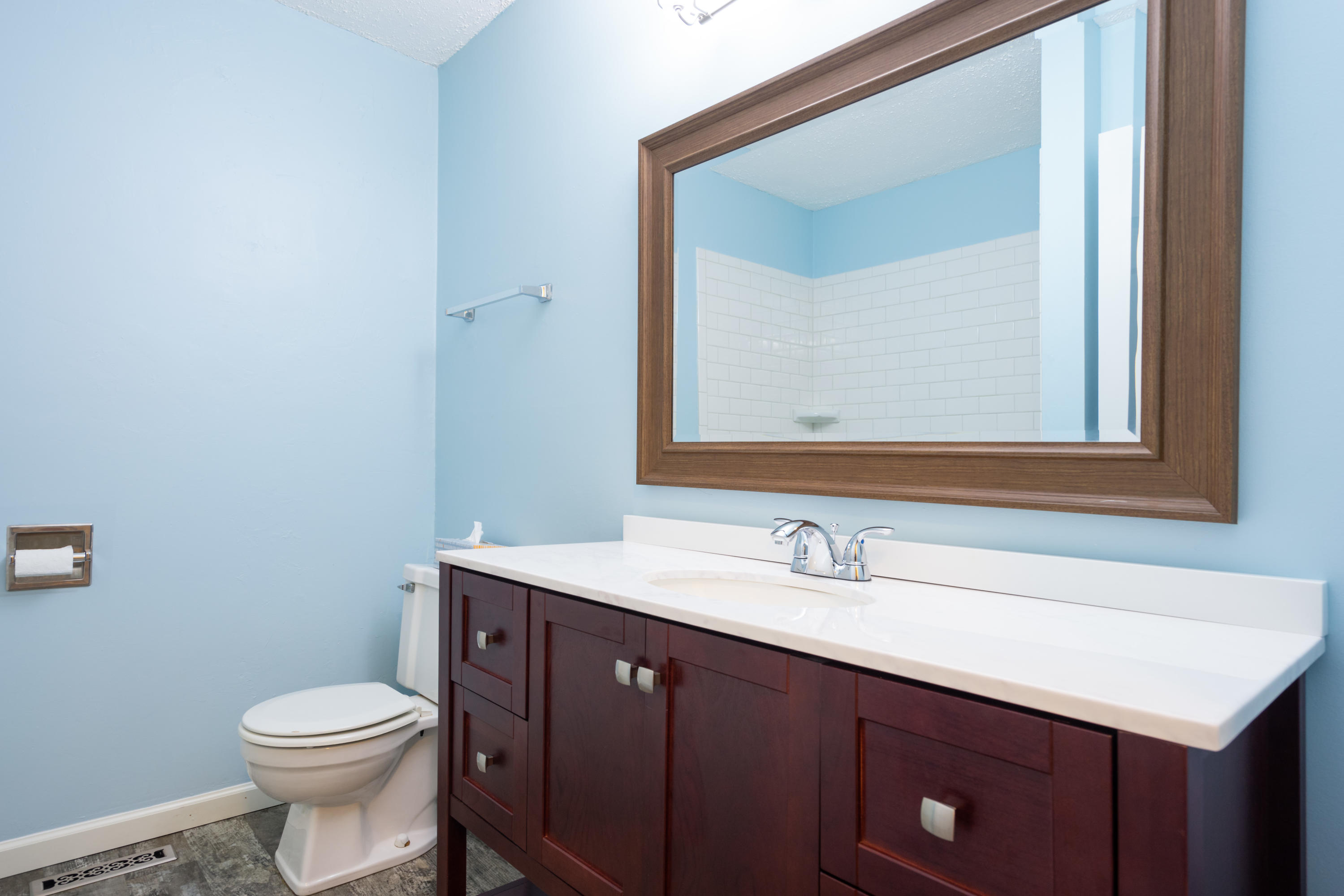 3242 Ardian Road Chattanooga, TN 37412 - Photo 19 of 28 Full Bathroom