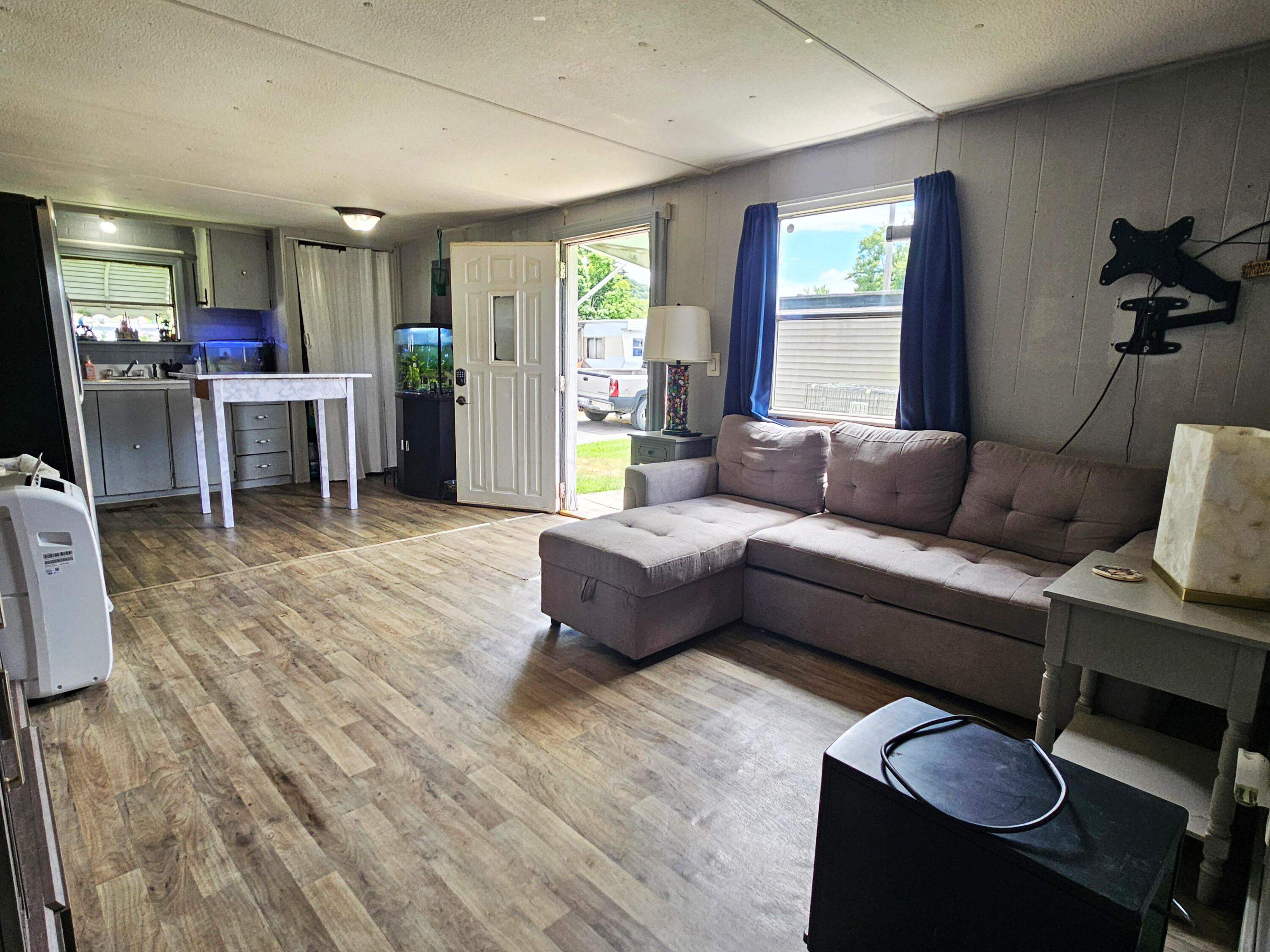 3650 Logan-Lancaster Road, Unit LOT #1 Lancaster, OH 43130 - Photo 8 of 15 Living Room