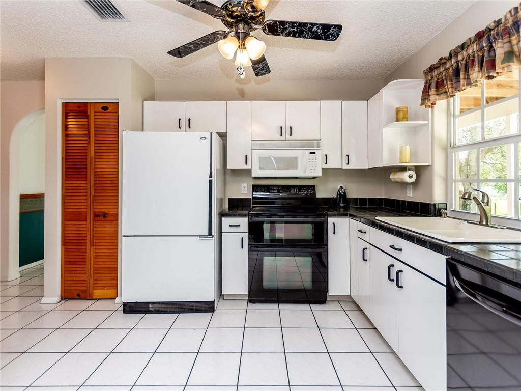5201 Southwest 186th Avenue Southwest Ranches, FL 33332 - Photo 17 of 65 Photo 17