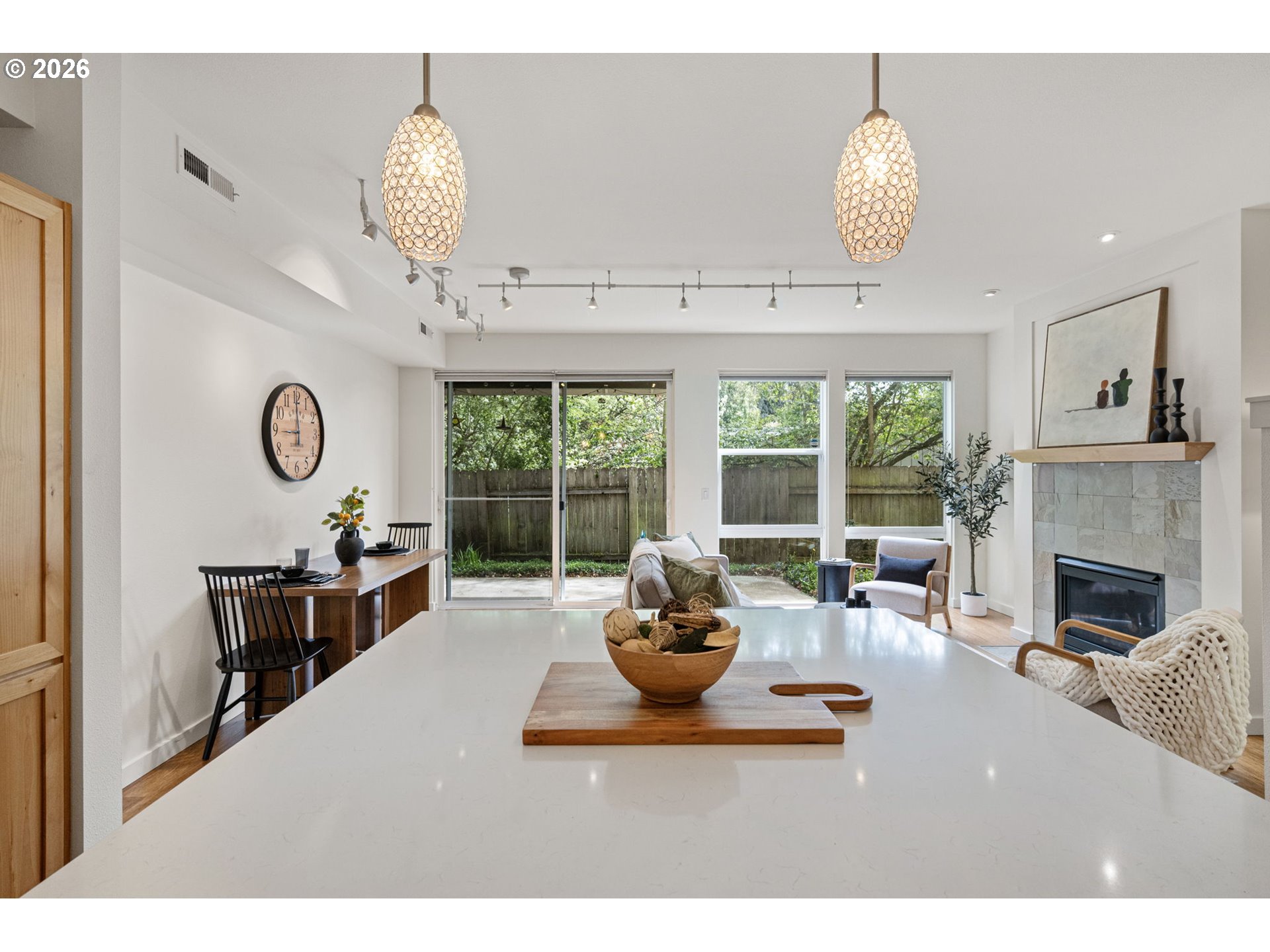 327 Rustic Place, Unit 35 Eugene, OR 97401 - Photo 11 of 48