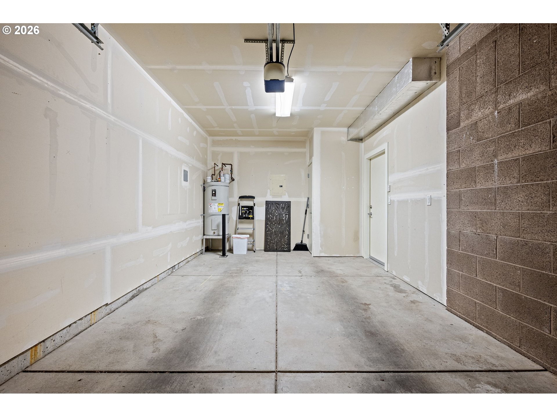 327 Rustic Place, Unit 35 Eugene, OR 97401 - Photo 38 of 48