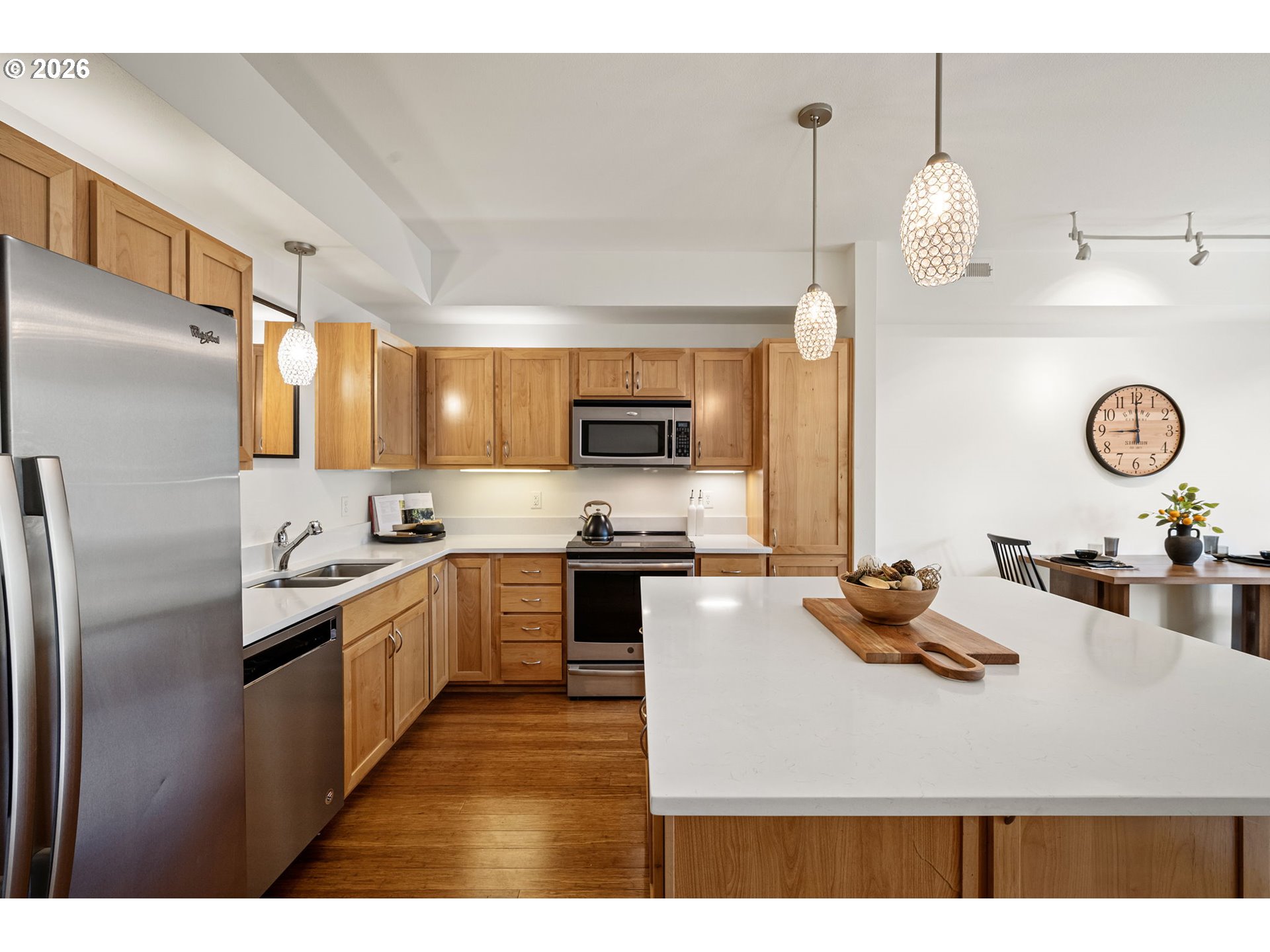 327 Rustic Place, Unit 35 Eugene, OR 97401 - Photo 4 of 48