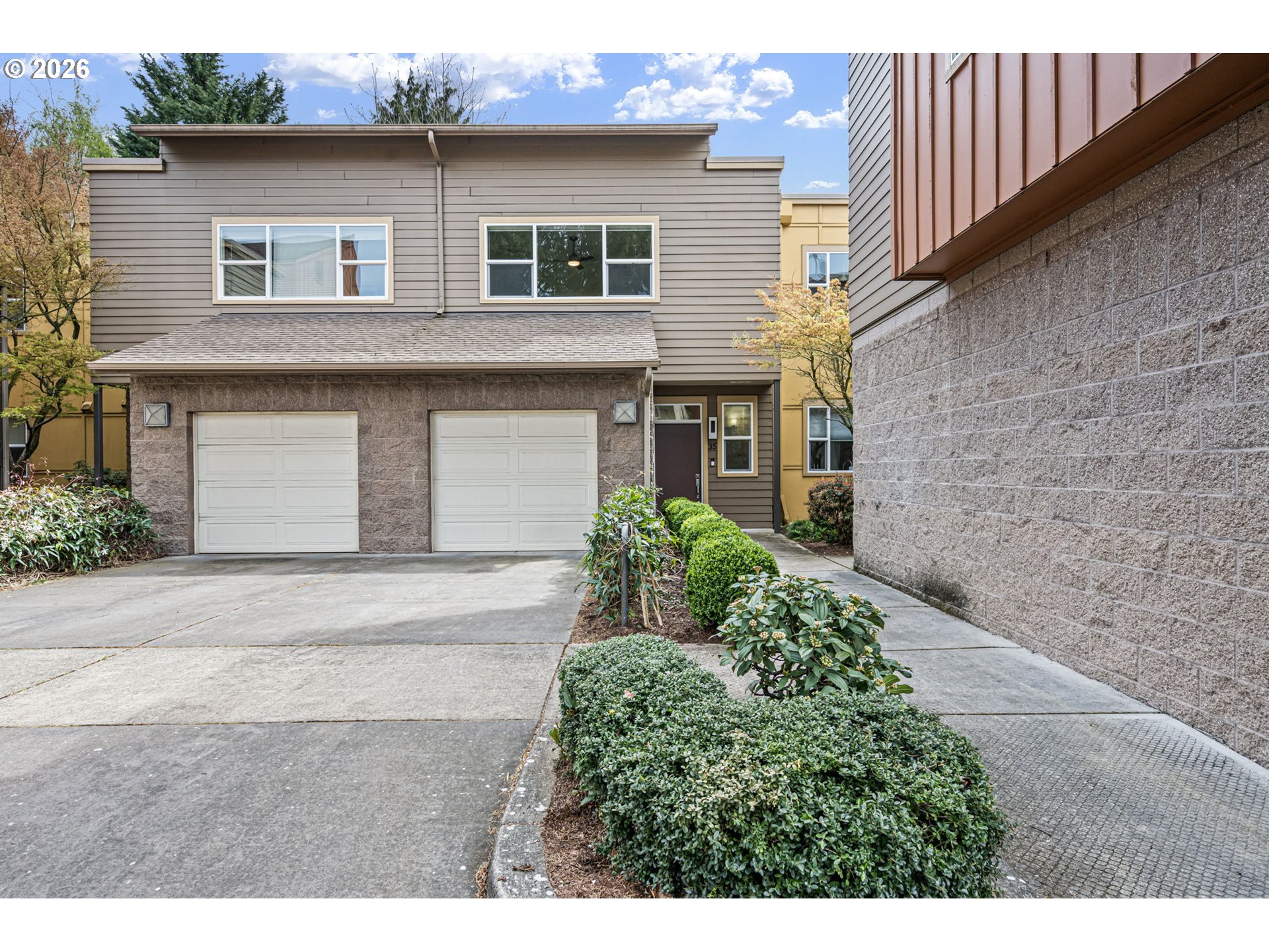 327 Rustic Place, Unit 35 Eugene, OR 97401 - Photo 41 of 48