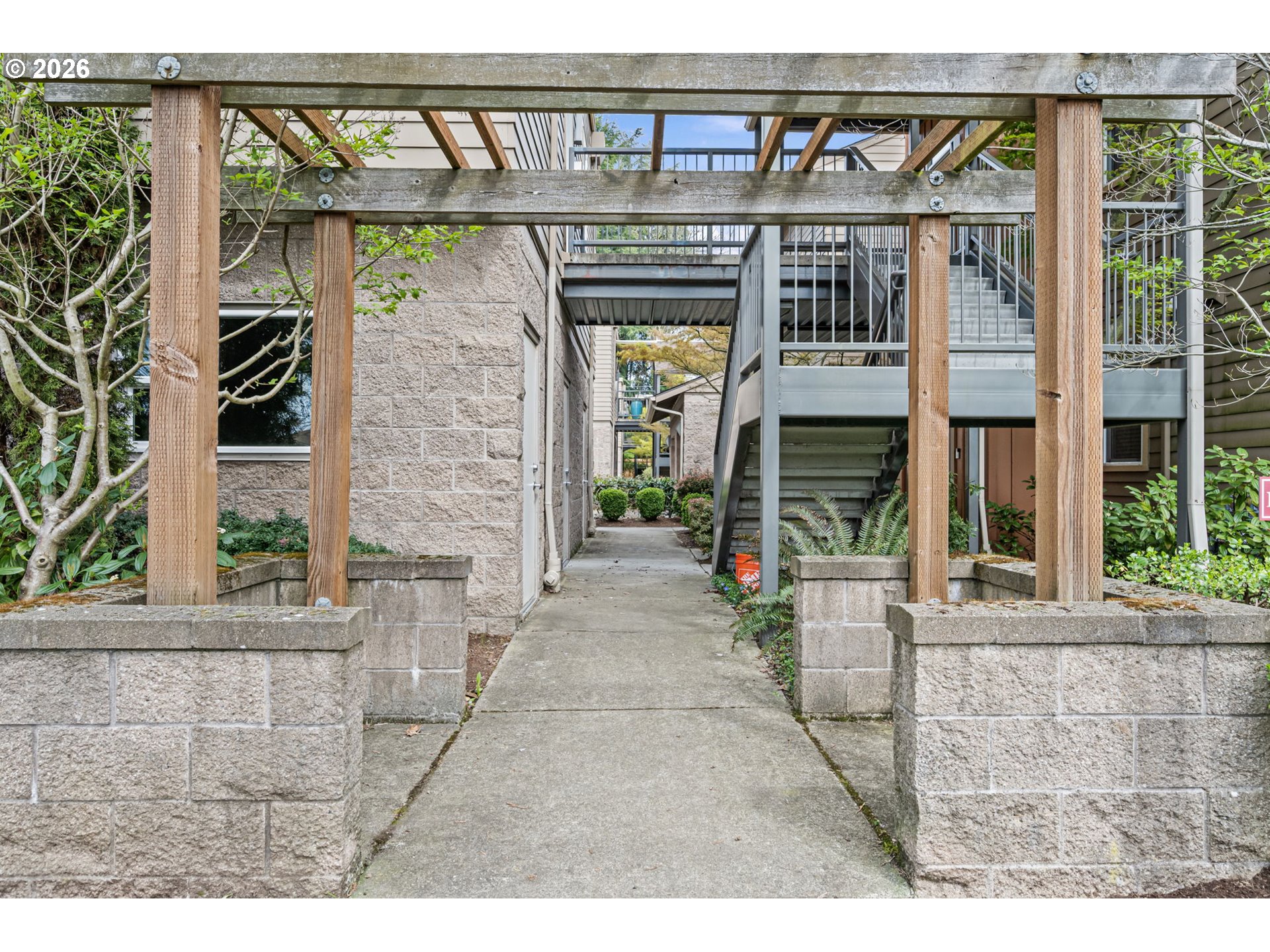 327 Rustic Place, Unit 35 Eugene, OR 97401 - Photo 44 of 48