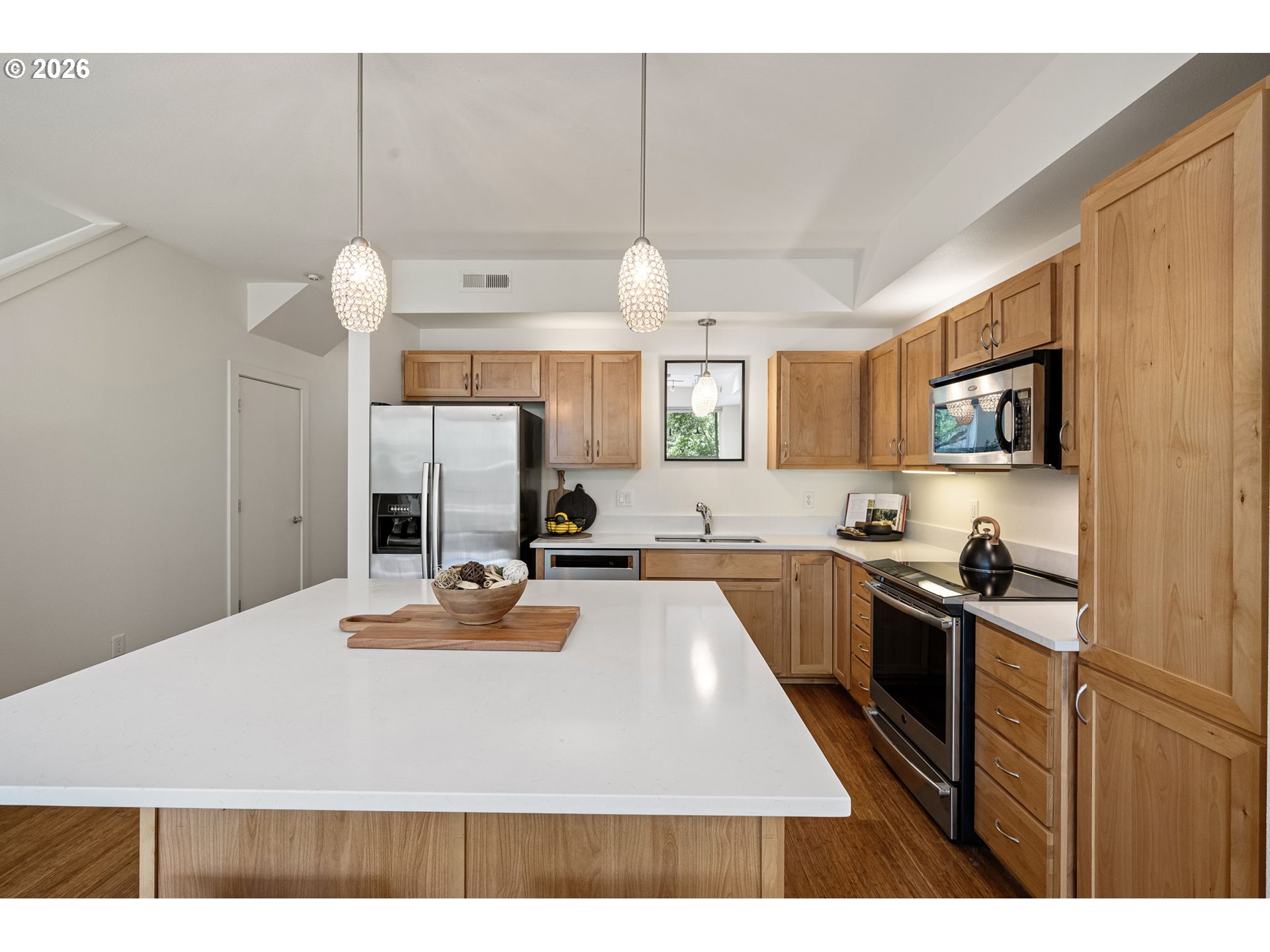 327 Rustic Place, Unit 35 Eugene, OR 97401 - Photo 7 of 48