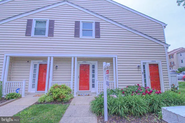 $285,000 | 19941 Appledowre Circle, Unit 102, Germantown, MD 20876