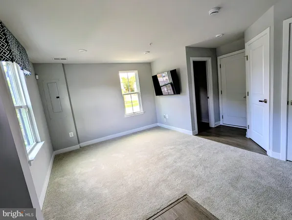 a view of a garage