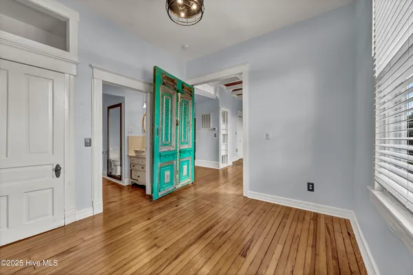 $1,400 | 729 Princess Street, Wilmington, NC 28401