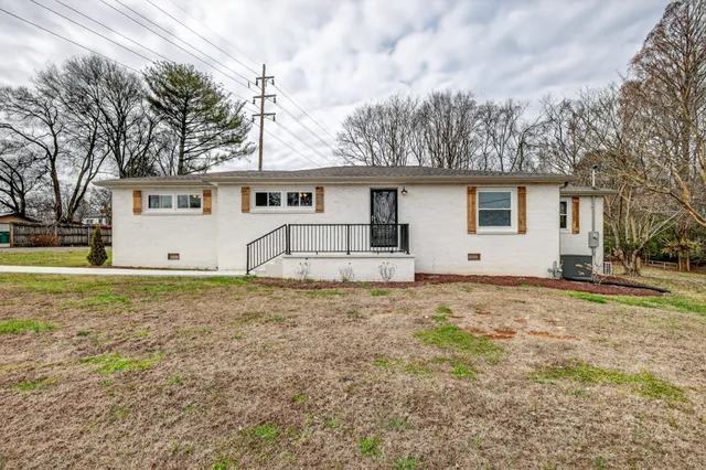 $325,000 | 209 Franklin Park, Winchester, TN 37398