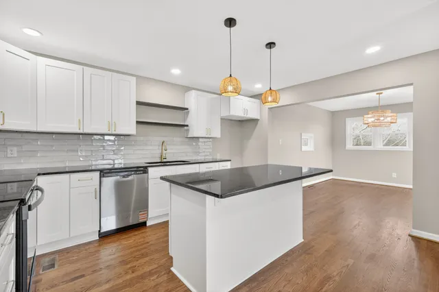 $325,000 | 209 Franklin Park, Winchester, TN 37398