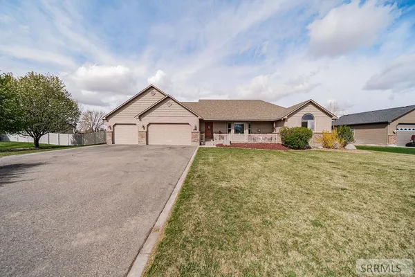 $544,000 | 11121 North 40 E Idaho Falls, Idaho Falls, ID 83401