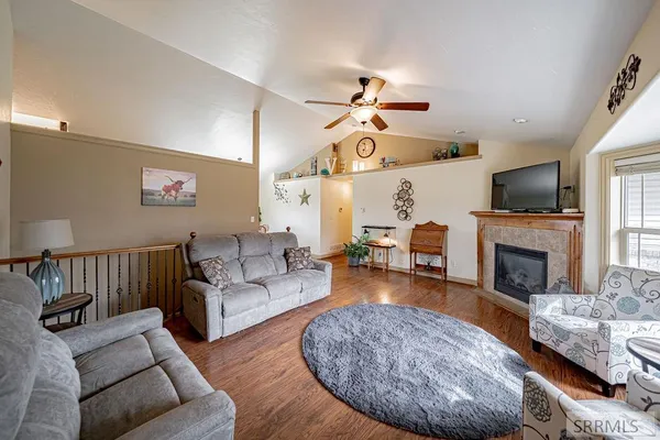 $544,000 | 11121 North 40 E Idaho Falls, Idaho Falls, ID 83401