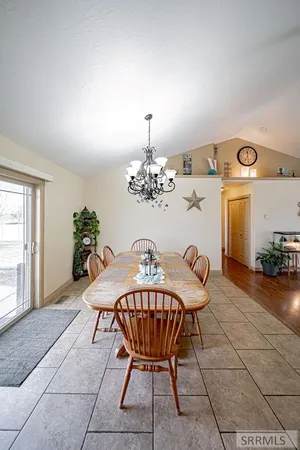 $544,000 | 11121 North 40 E Idaho Falls, Idaho Falls, ID 83401