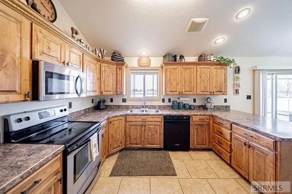 $544,000 | 11121 North 40 E Idaho Falls, Idaho Falls, ID 83401
