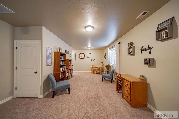 $544,000 | 11121 North 40 E Idaho Falls, Idaho Falls, ID 83401