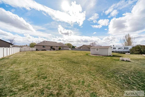 $544,000 | 11121 North 40 E Idaho Falls, Idaho Falls, ID 83401