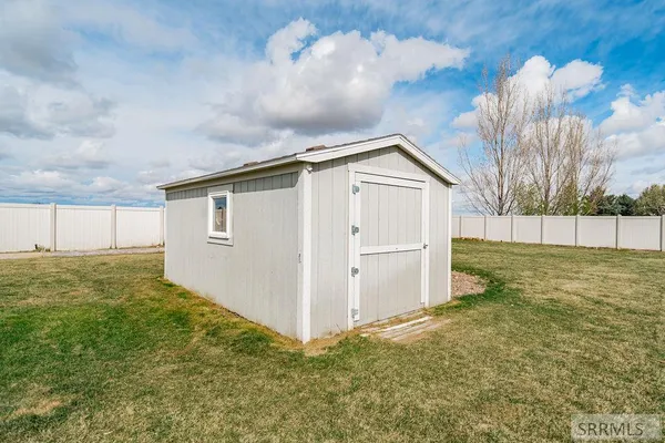 $544,000 | 11121 North 40 E Idaho Falls, Idaho Falls, ID 83401