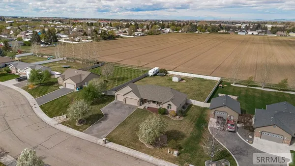 $544,000 | 11121 North 40 E Idaho Falls, Idaho Falls, ID 83401
