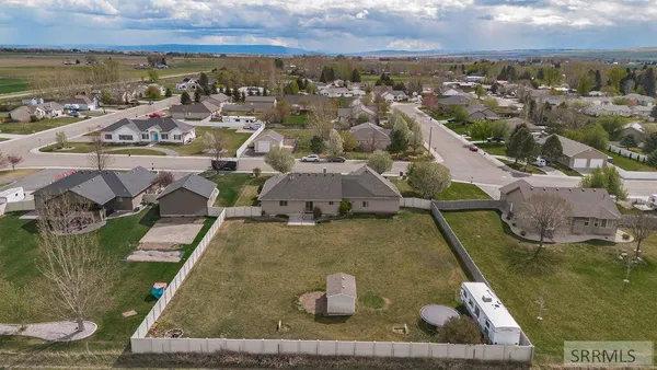 $544,000 | 11121 North 40 E Idaho Falls, Idaho Falls, ID 83401