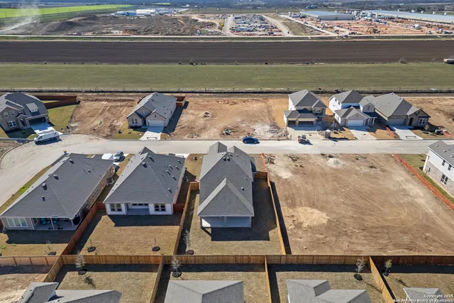 $354,990 | 128 Heidi Hill, Castroville, TX 78009