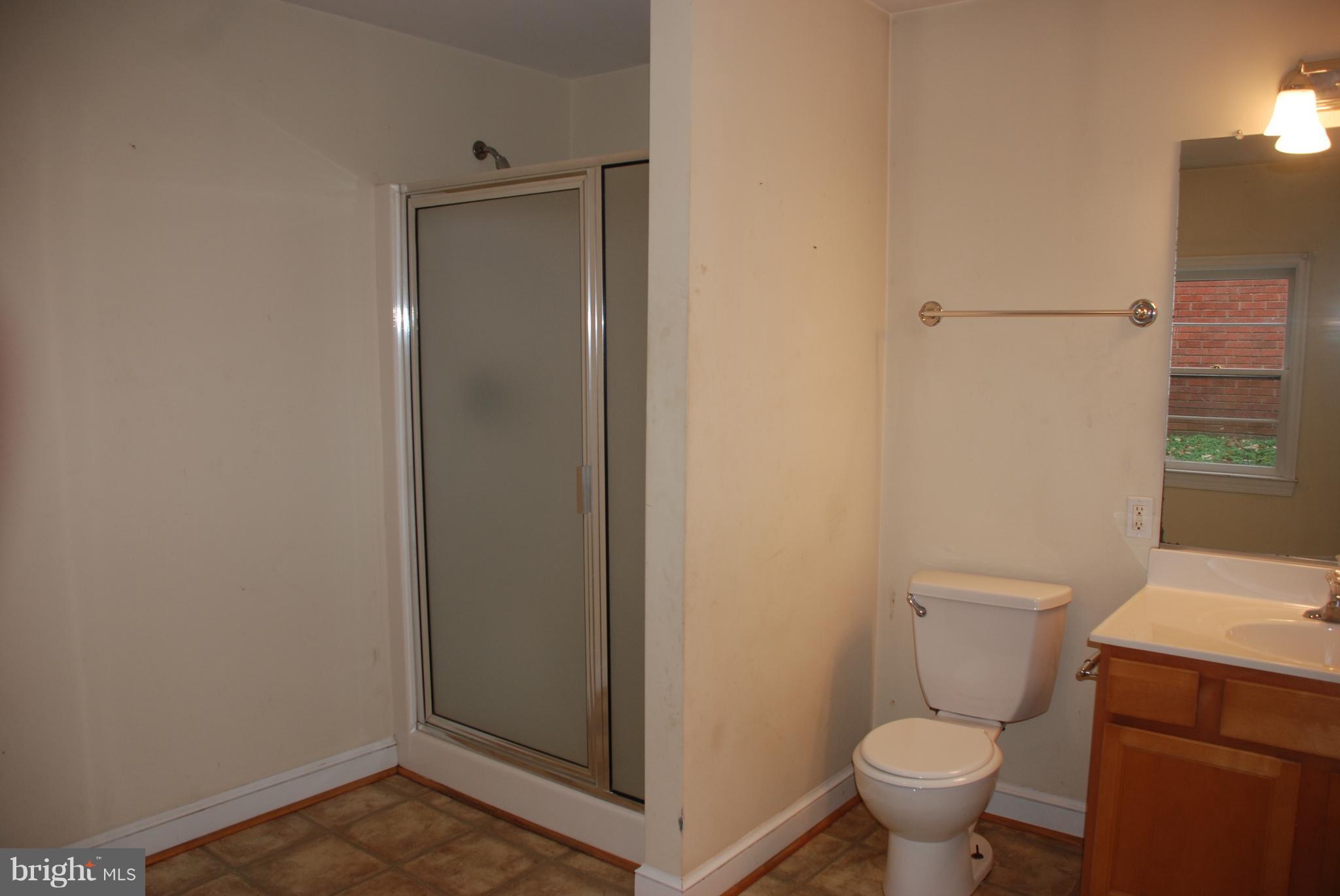 1002 North E St Extension Culpeper, VA 22701 - Photo 24 of 36 Bath #2