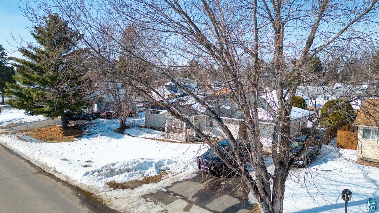 203 Wyandotte Road Hoyt Lakes, MN 55750 - Photo 36 of 44 View of front of property