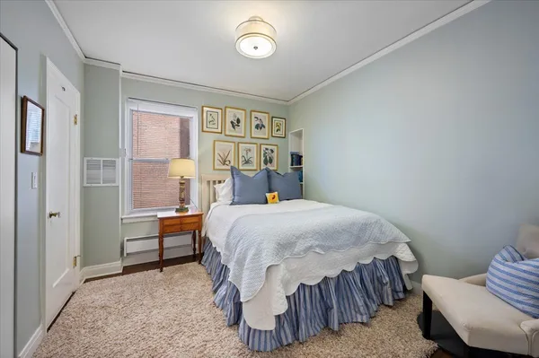 $6,900 | 2130 North Lincoln Park West, Unit 9N, Chicago, IL 60614