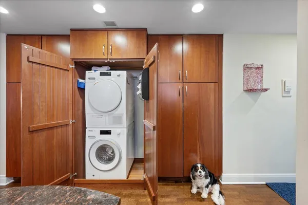 $6,900 | 2130 North Lincoln Park West, Unit 9N, Chicago, IL 60614