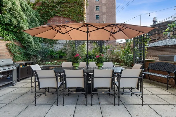 $6,900 | 2130 North Lincoln Park West, Unit 9N, Chicago, IL 60614