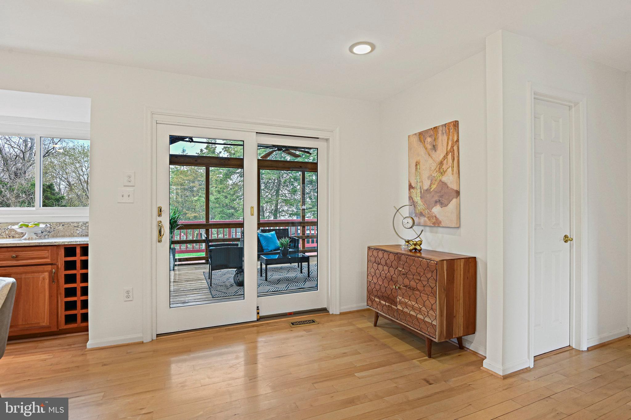 1144 Bandy Run Road Herndon, VA 20170 - Photo 15 of 47 Gallery Image 15