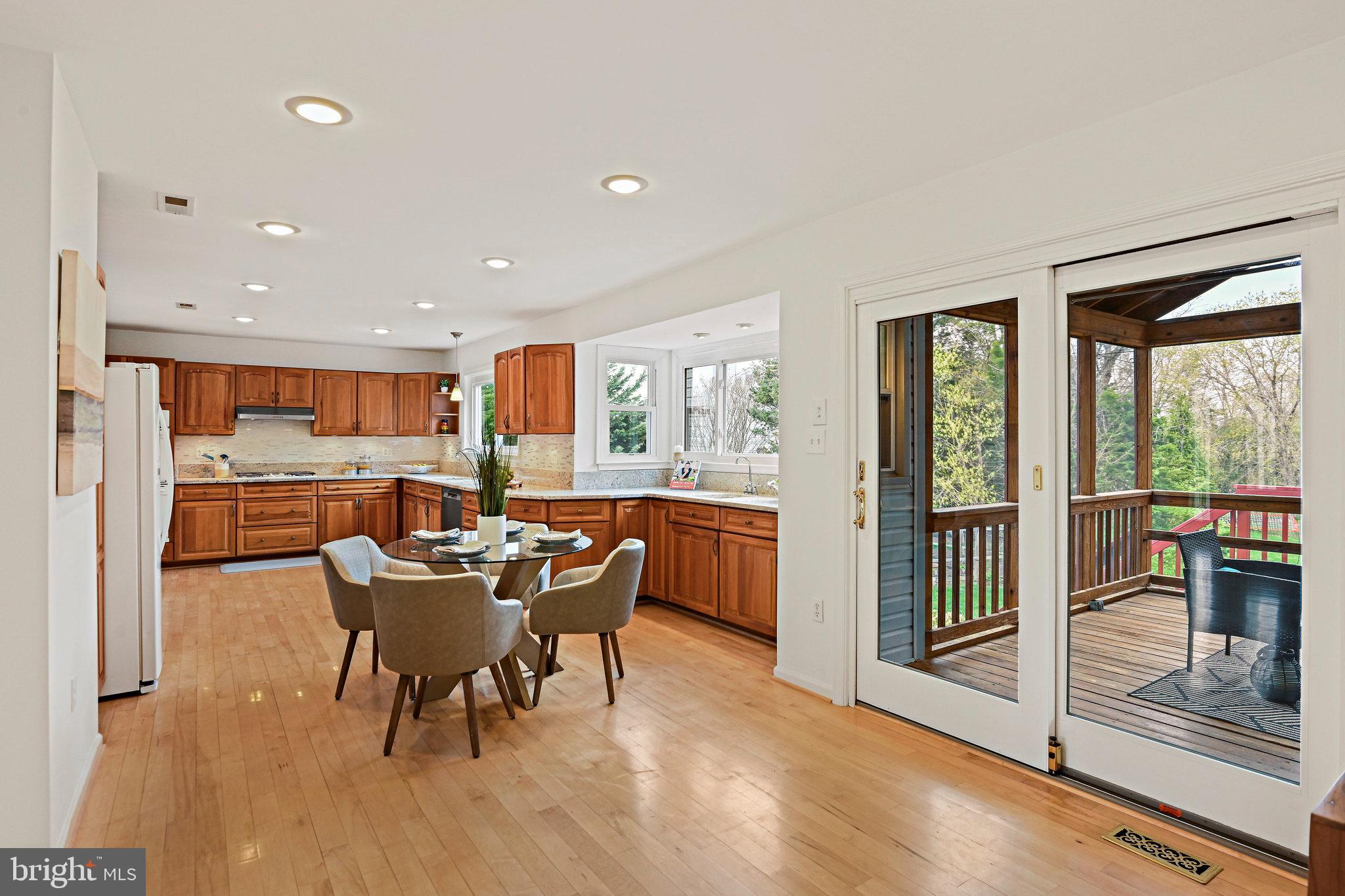1144 Bandy Run Road Herndon, VA 20170 - Photo 18 of 47 Gallery Image 18