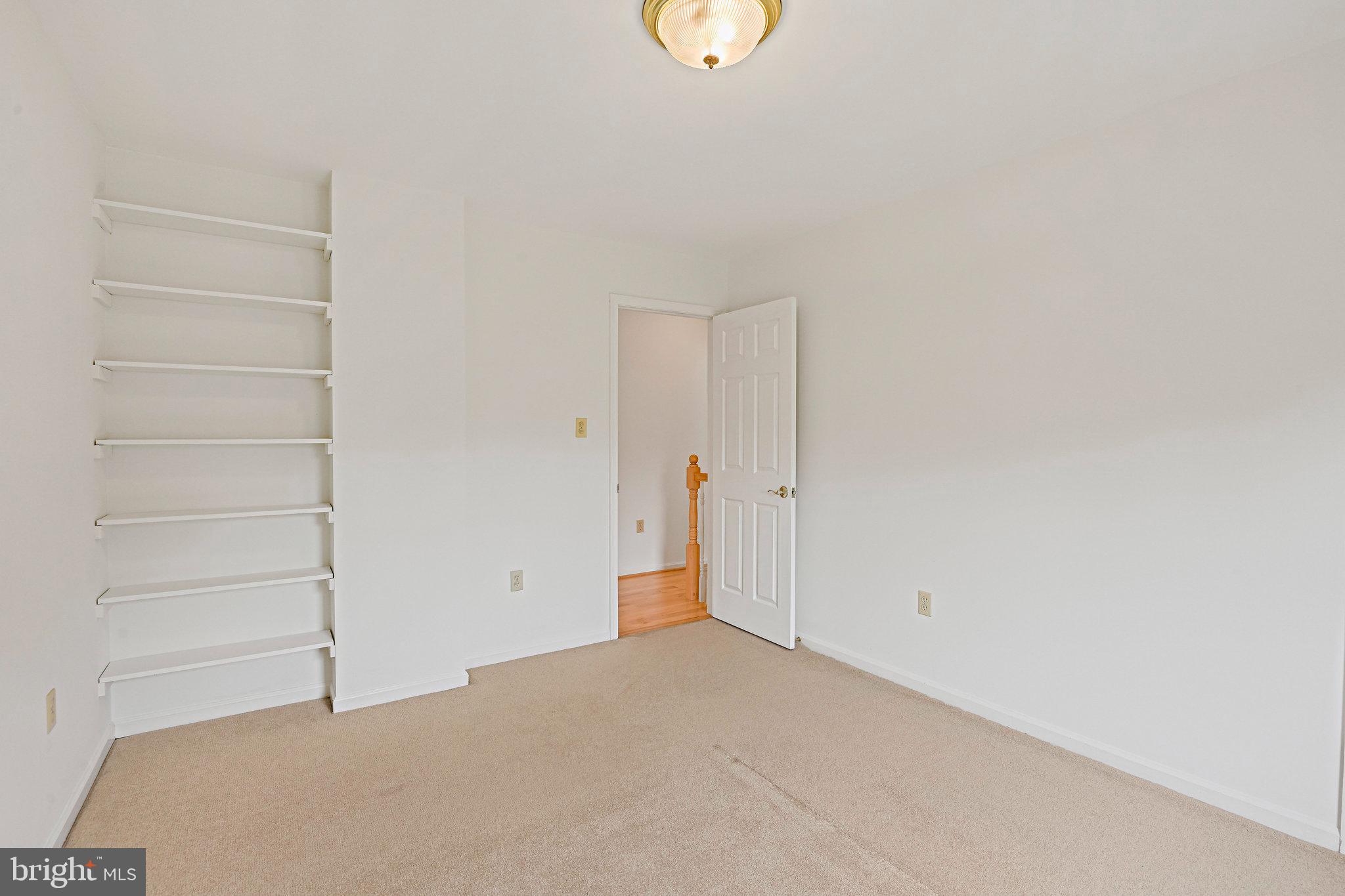 1144 Bandy Run Road Herndon, VA 20170 - Photo 38 of 47 Gallery Image 38