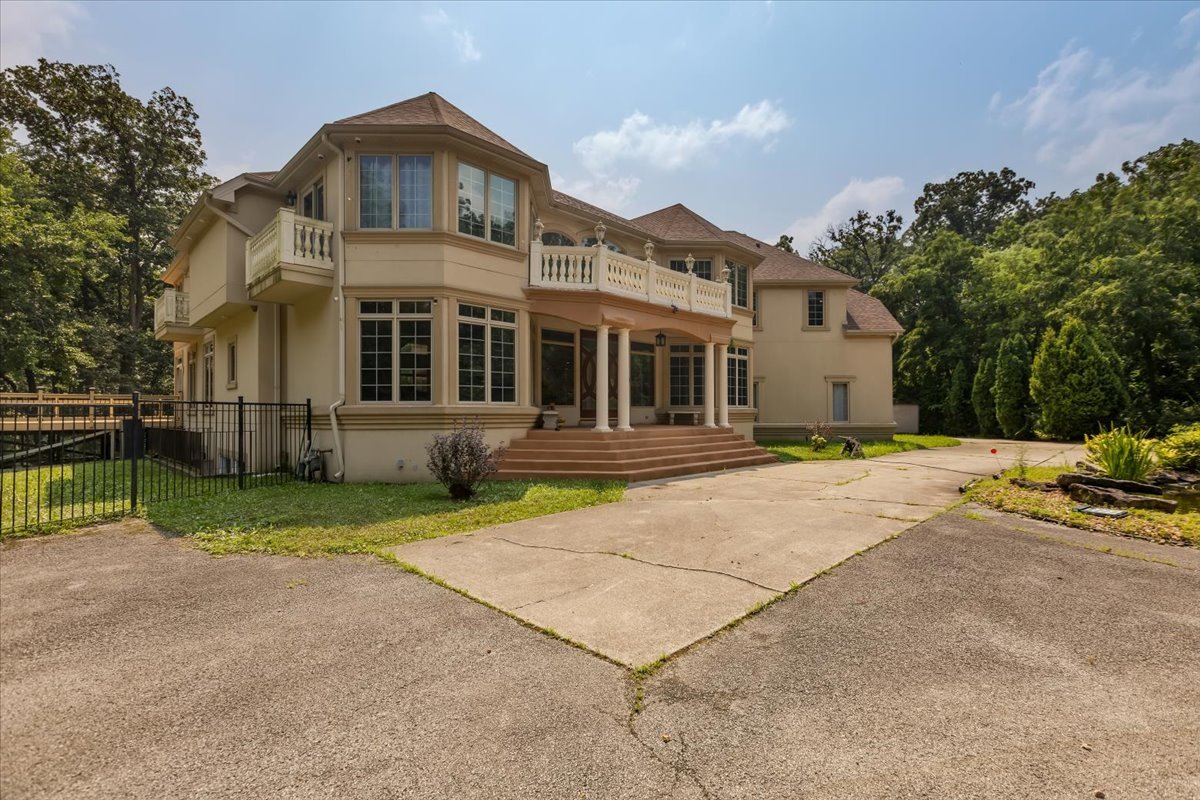 872 Rosedale Terrace Crete, IL 60417 - Photo 2 of 54 a front view of a house with a yard and trees