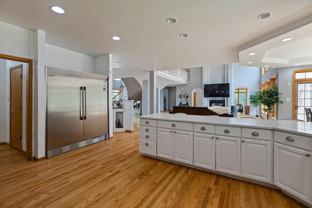 872 Rosedale Terrace Crete, IL 60417 - Photo 22 of 54 a large kitchen with cabinets