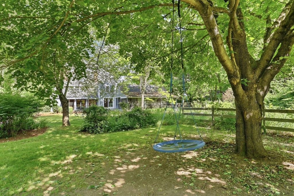313 Berlin Road Bolton, MA 01740 - Photo 32 of 41