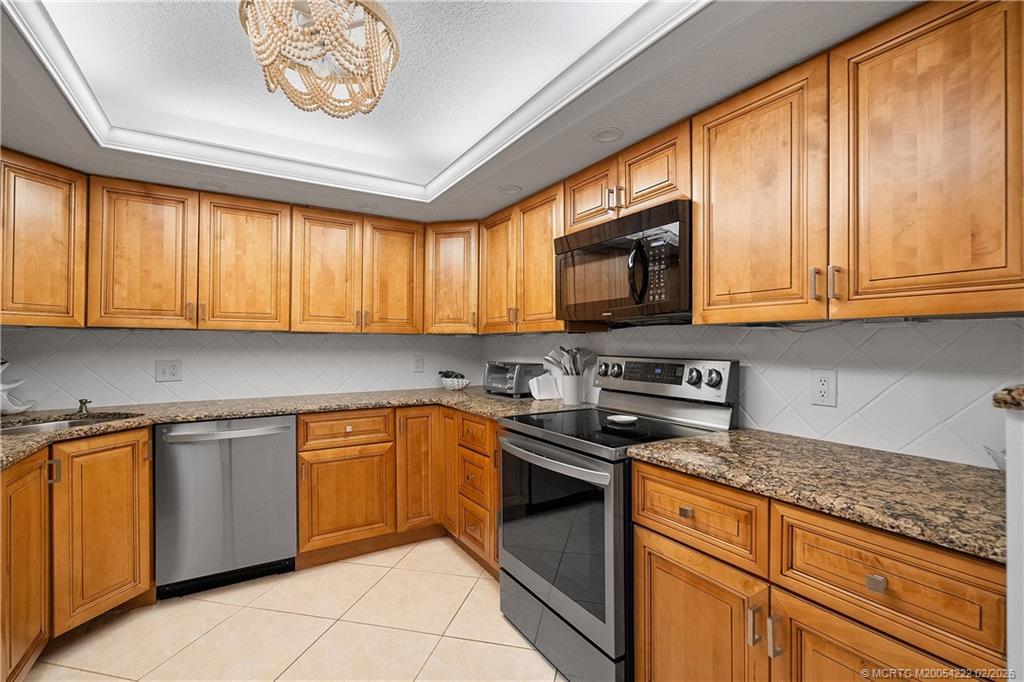 1357 Northeast Ocean Boulevard, Unit 103 Stuart, FL 34996 - Photo 12 of 33