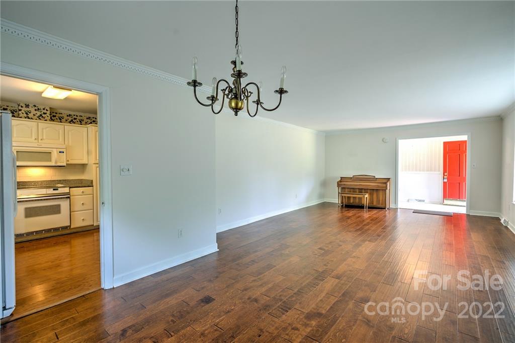 311 Curtis Drive Rockingham, NC 28379 - Photo 8 of 40