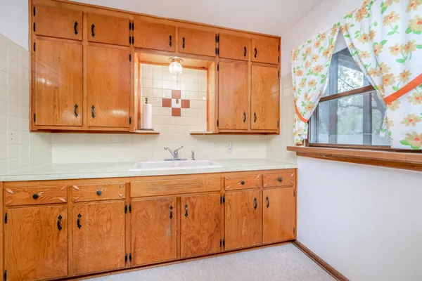 $138,000 | 1021 North Kokomo Avenue, Derby, KS 67037