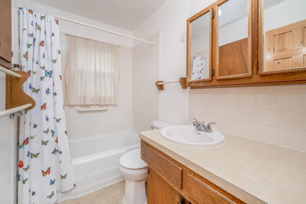 $138,000 | 1021 North Kokomo Avenue, Derby, KS 67037