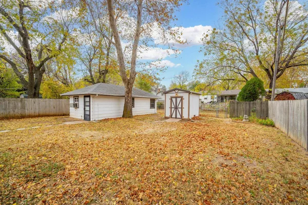 $138,000 | 1021 North Kokomo Avenue, Derby, KS 67037