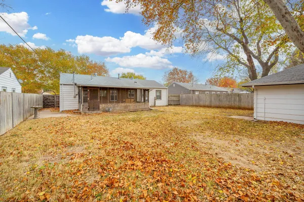 $138,000 | 1021 North Kokomo Avenue, Derby, KS 67037