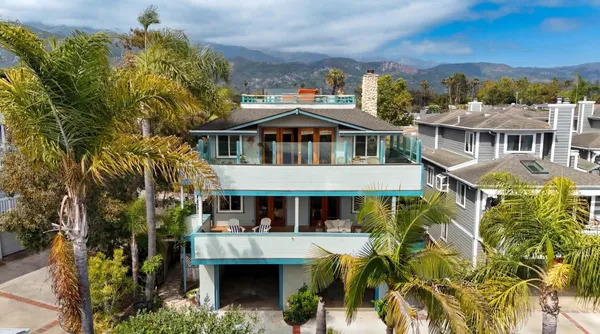 $3,500,000 | 4582 4th Street, Carpinteria, CA 93013