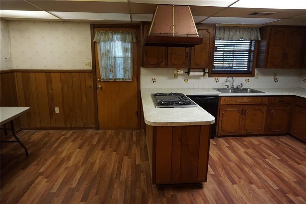 901 Green Acres Road Metairie, LA 70003 - Photo 8 of 32 Gallery Image 8