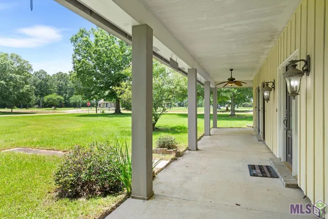 $375,000 | 16931 Lavell Road, Pride, LA 70770