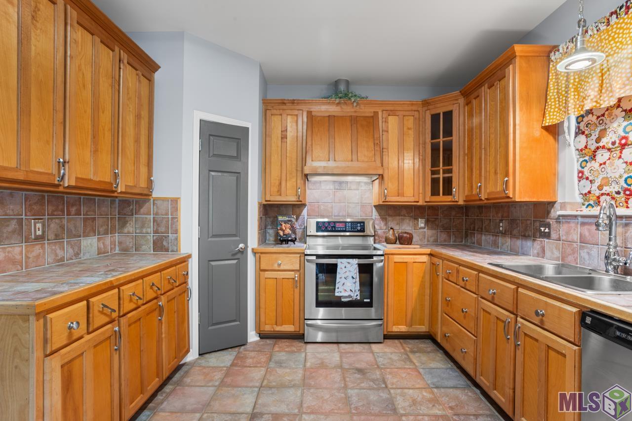 16931 Lavell Road Pride, LA 70770 - Photo 8 of 24