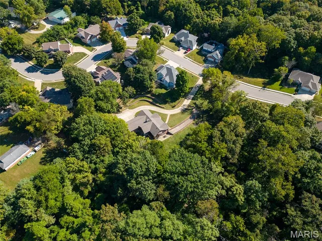 $494,900 | 109 Kingsbrooke Boulevard, Glen Carbon, IL 62034