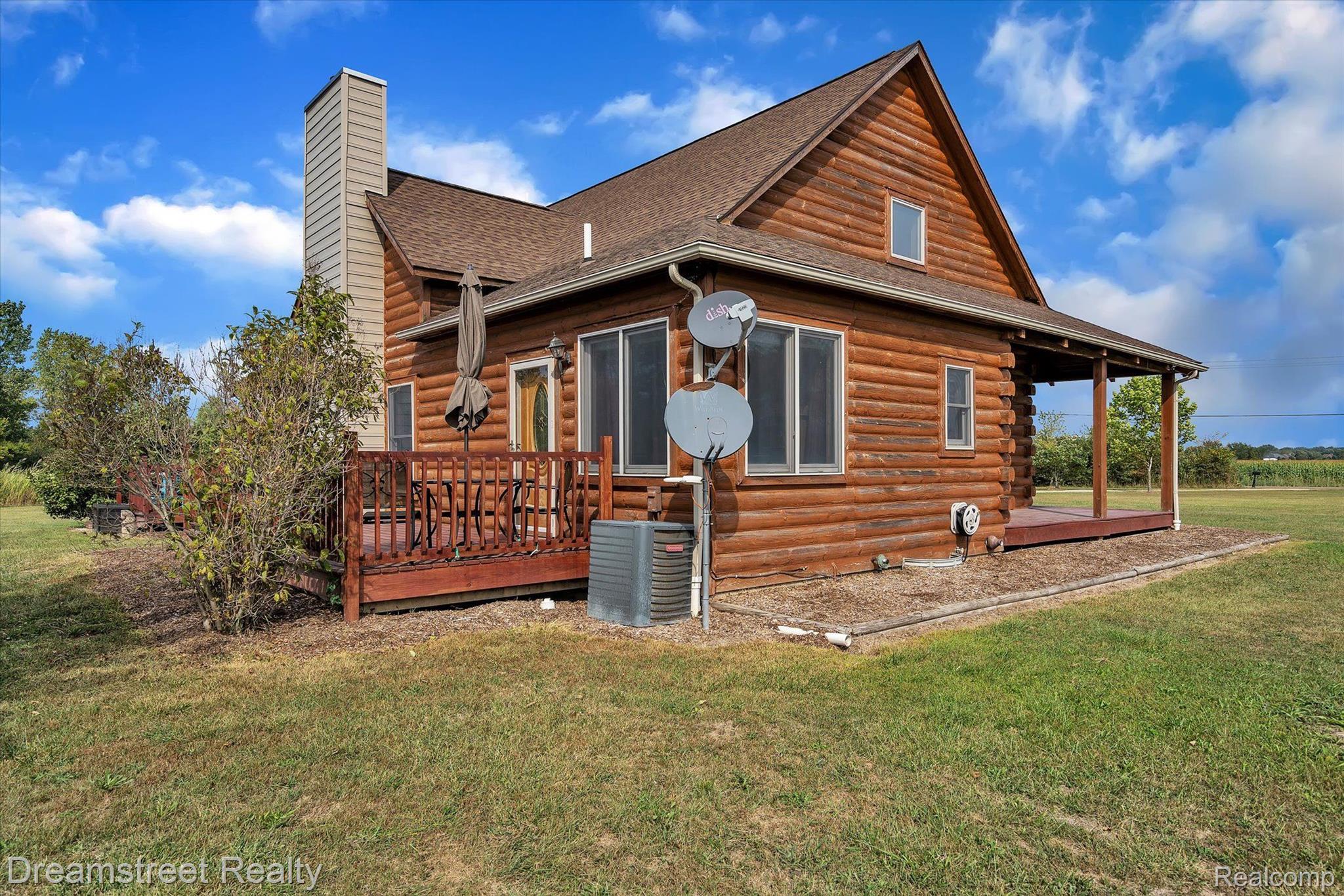 25900 Clark Road New Boston, MI 48164 - Photo 41 of 44 Gallery Image 41