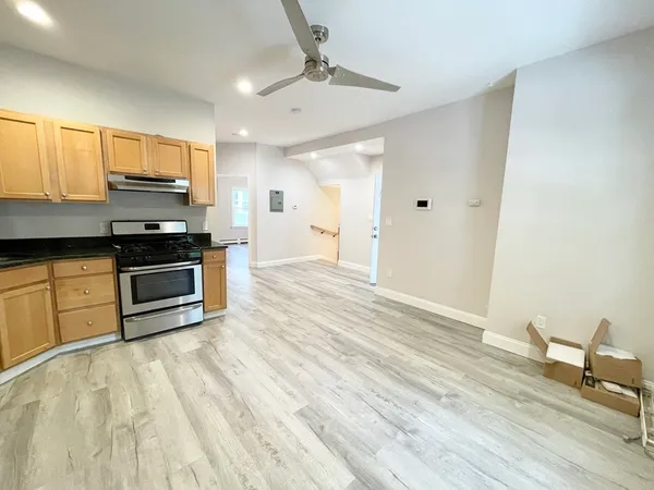 $6,600 | 174 Bolton Street, Unit 1, Boston, MA 02127