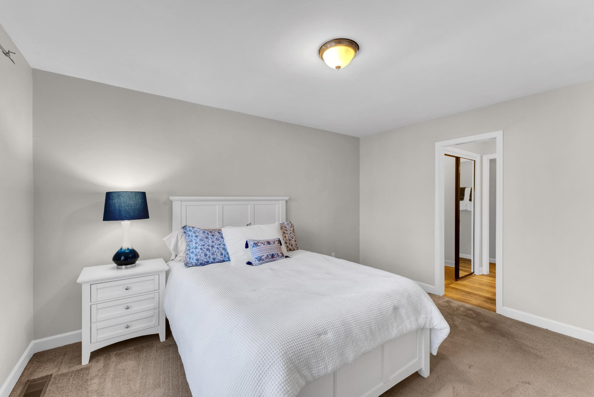 4527 Hamptonshire Drive Raleigh, NC 27613 - Photo 11 of 30 Photo 11